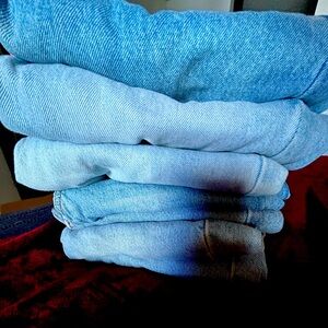 Authentic vintage 501s in sizes 26,27,28 7 pair